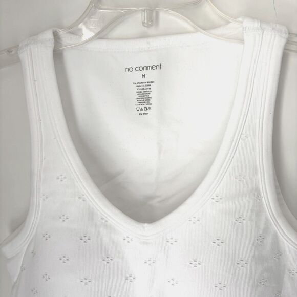 Juniors No Comment Pointelle Seamless Racer V-Neck Built In Bra Tank Junior M - Picture 3 of 3